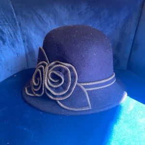 NWT Vintage Replica 1940’s Navy Wool Cloche Hat with Brim Tilt